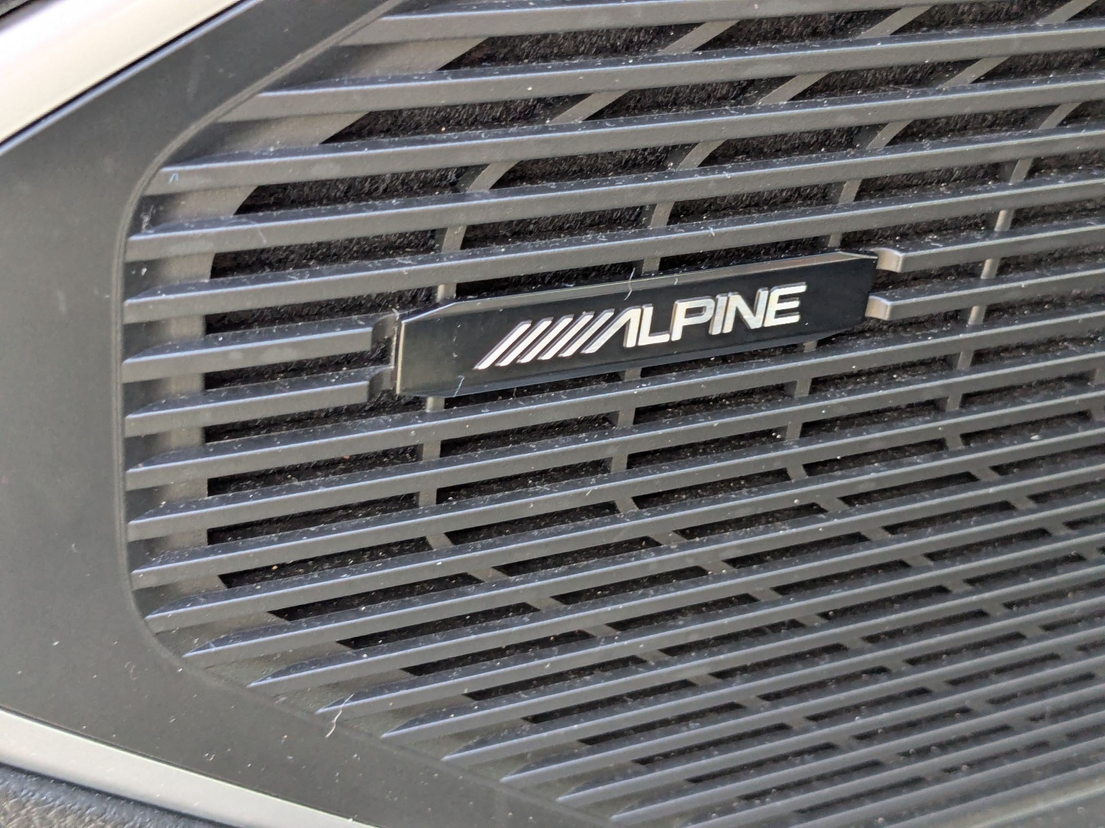Used 2024 Jeep Wagoneer L Series II RWD image 12