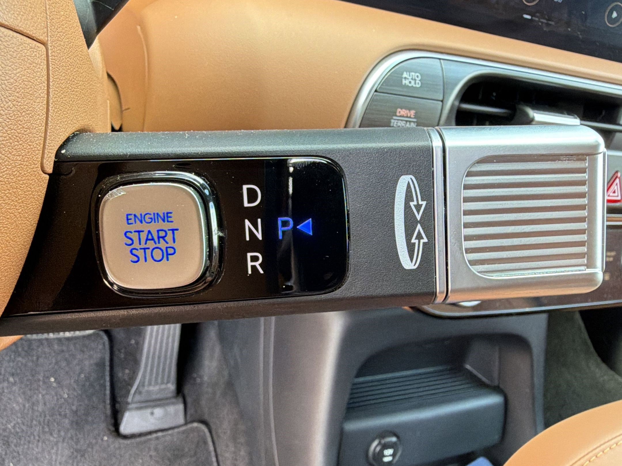 Certified 2026 Hyundai Palisade Calligraphy AWD/4WD image 21