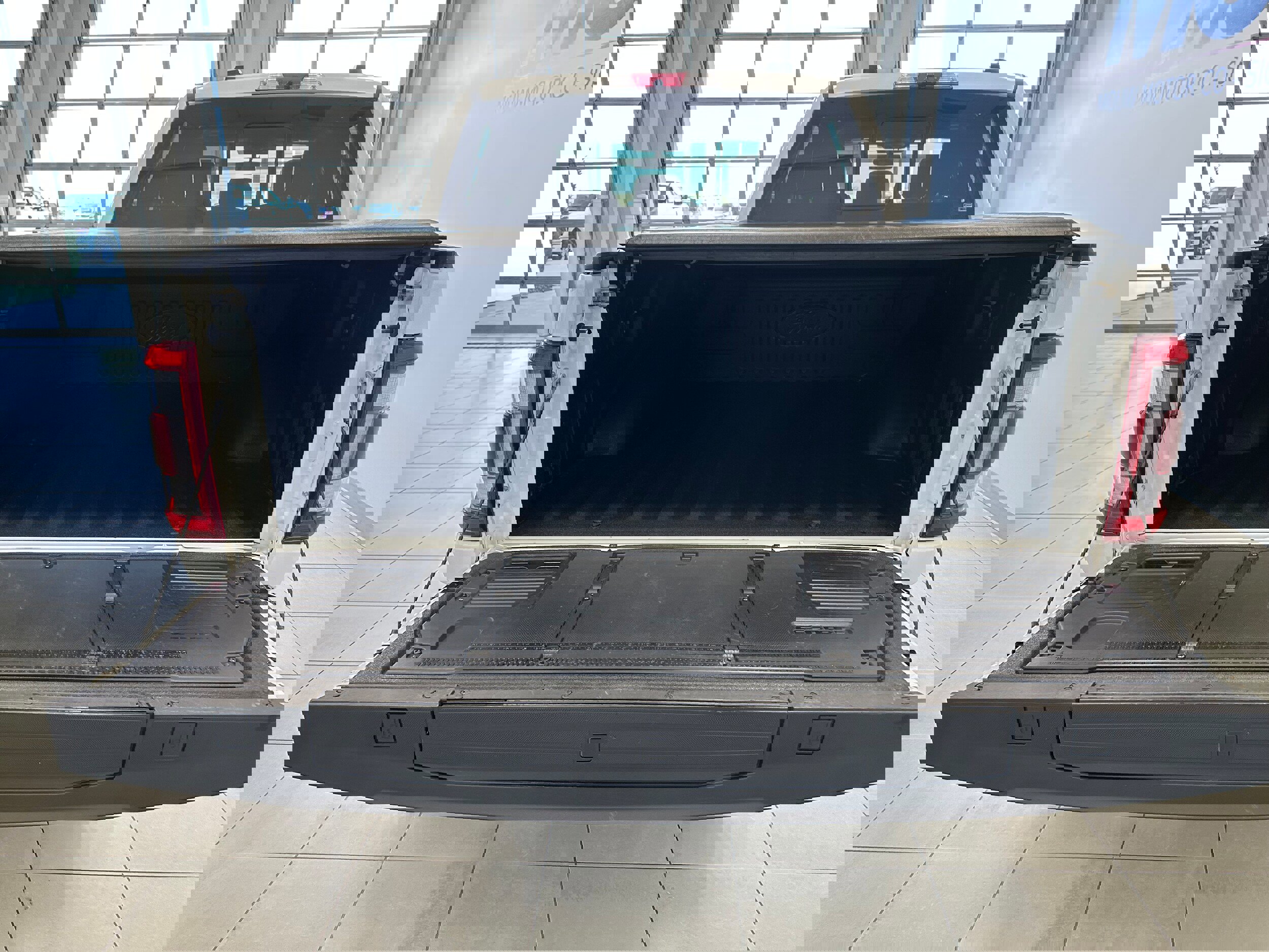 Used 2023 Ford F150 Platinum w/ Equipment Group 701A High image 7