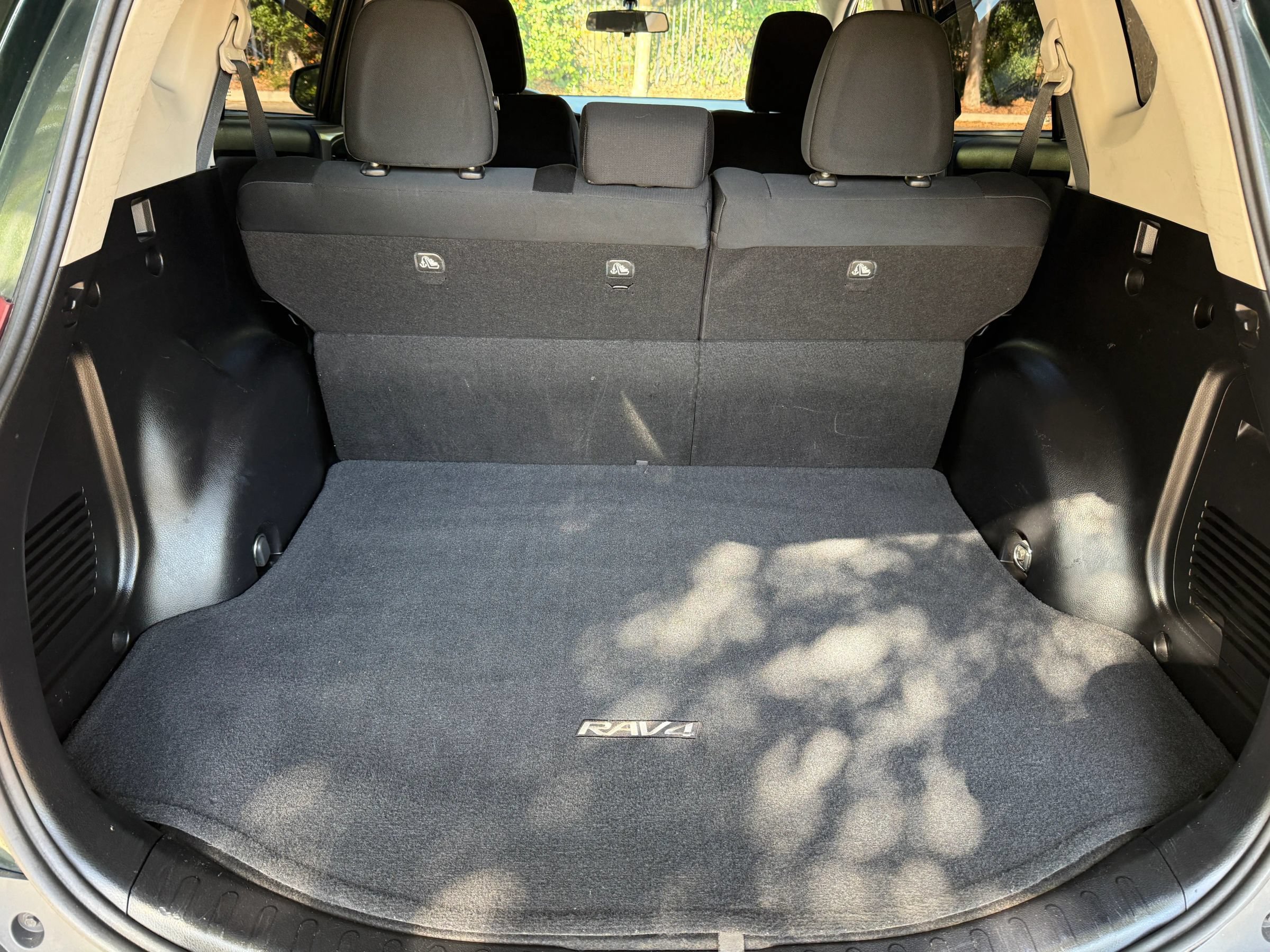 Used 2013 Toyota RAV4 XLE FWD image 26