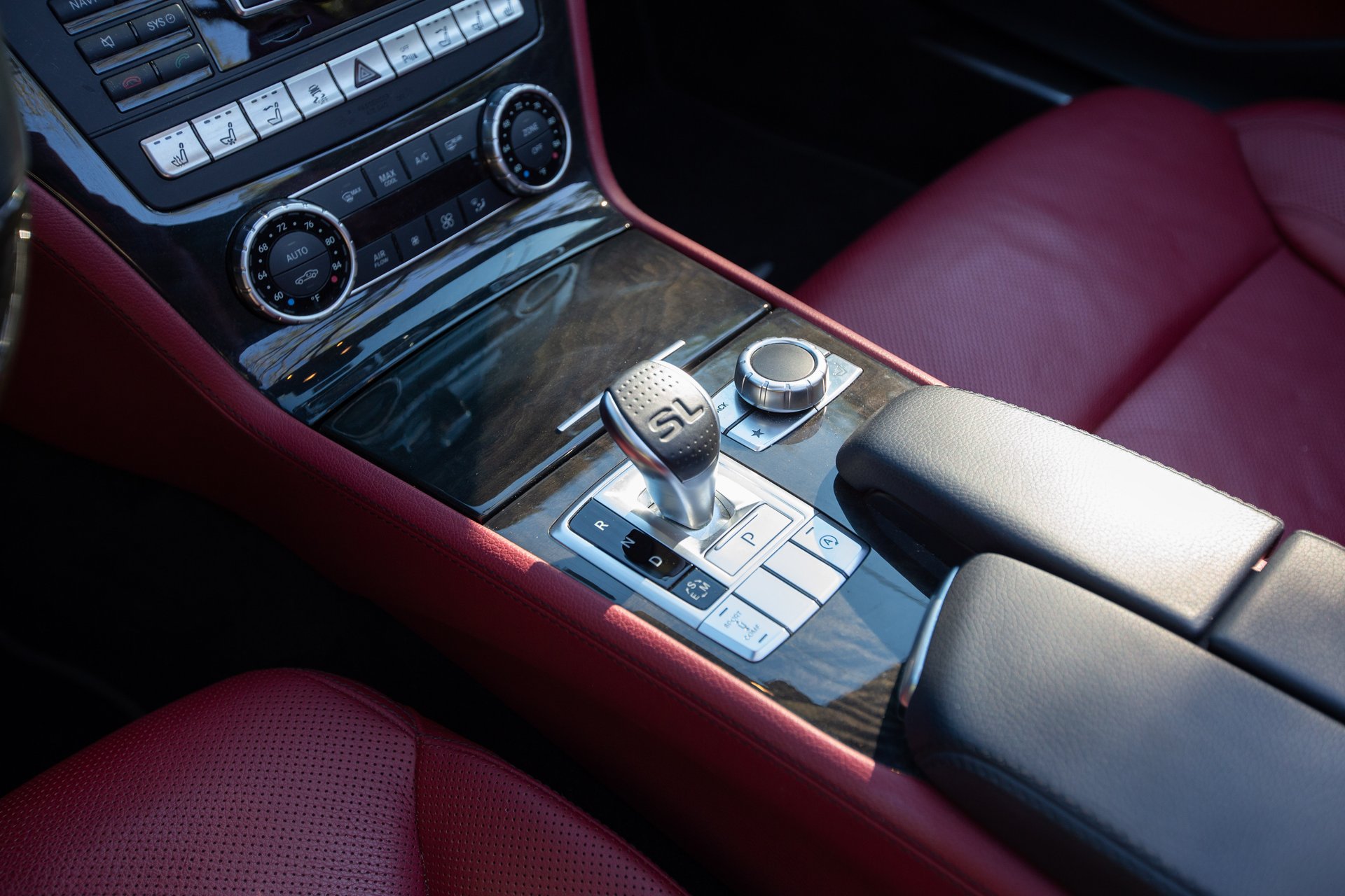 Used 2015 Mercedes-Benz SL 400 image 35