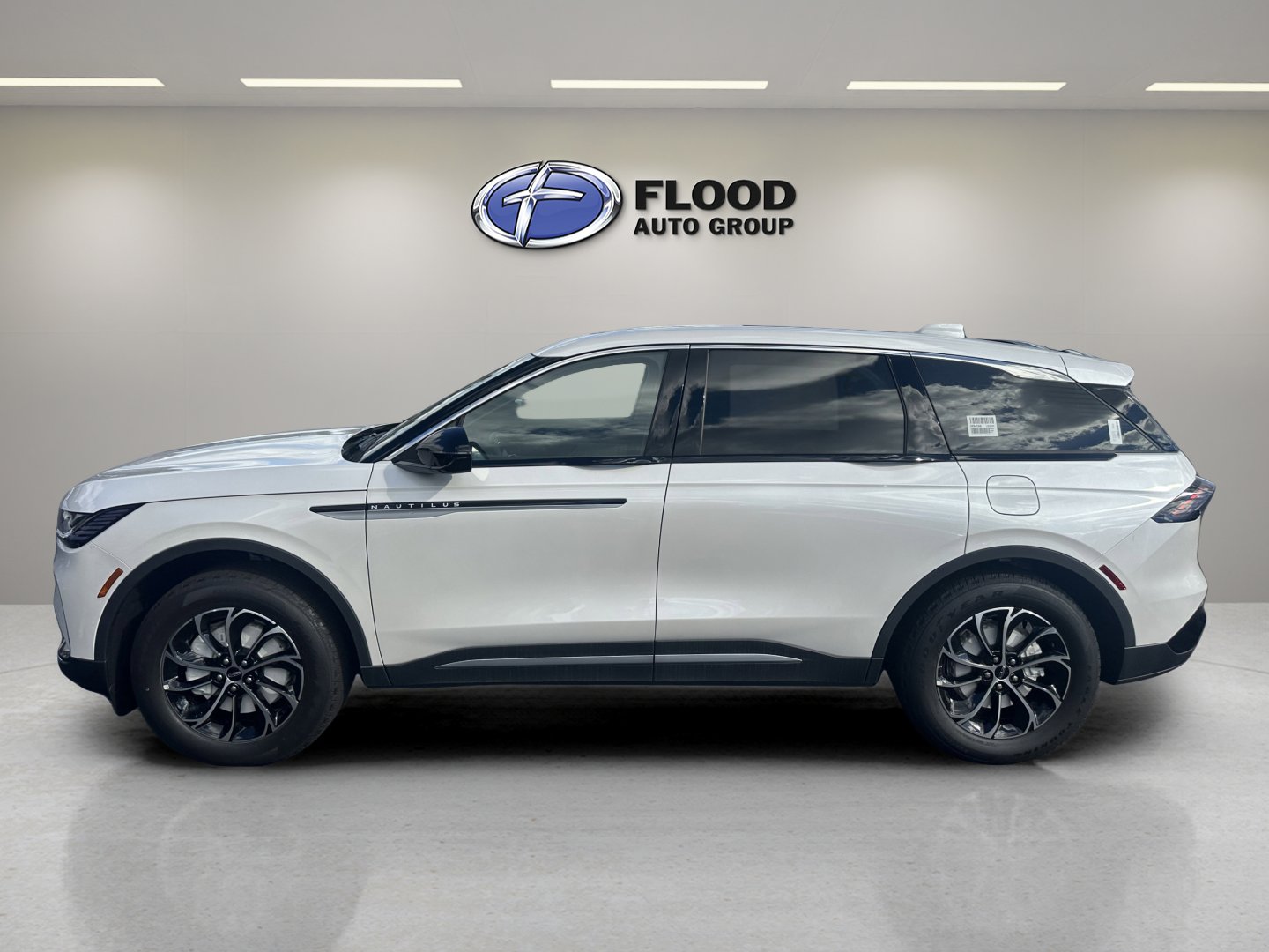 New 2026 Lincoln Nautilus Premier w/ Equipment Group 102A image 5