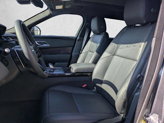 New 2026 Land Rover Range Rover Velar Dynamic SE image 4
