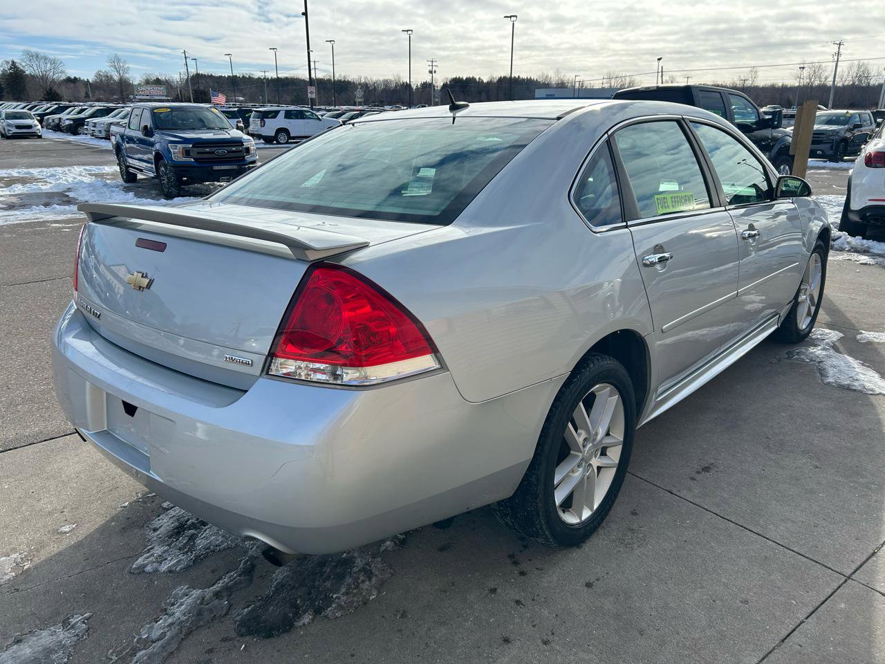 Used 2015 Chevrolet Impala LTZ FWD image 5