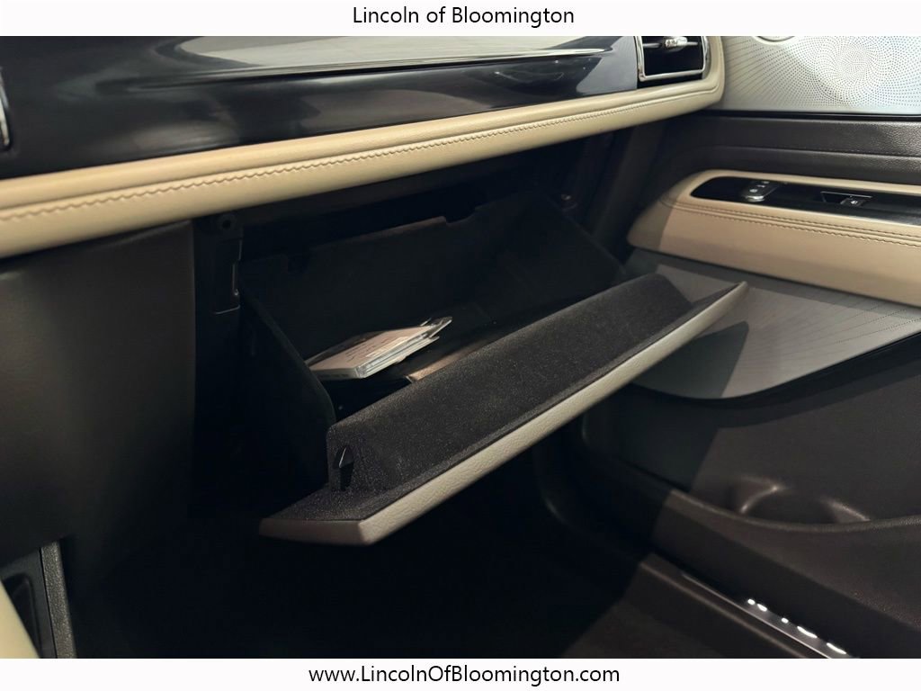 Used 2021 Lincoln Aviator Reserve w/ Equipment Group 202A image 48