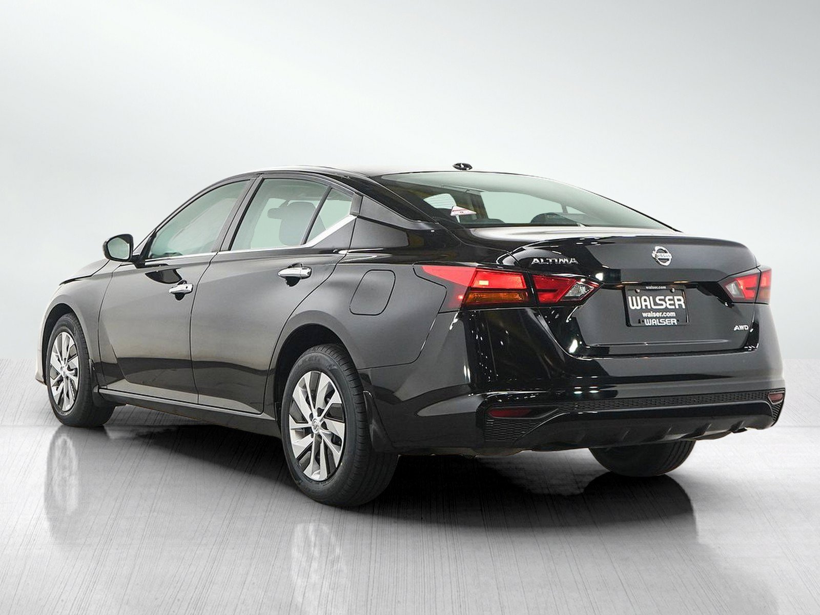 Used 2020 Nissan Altima 2.5 S AWD/4WD image 3