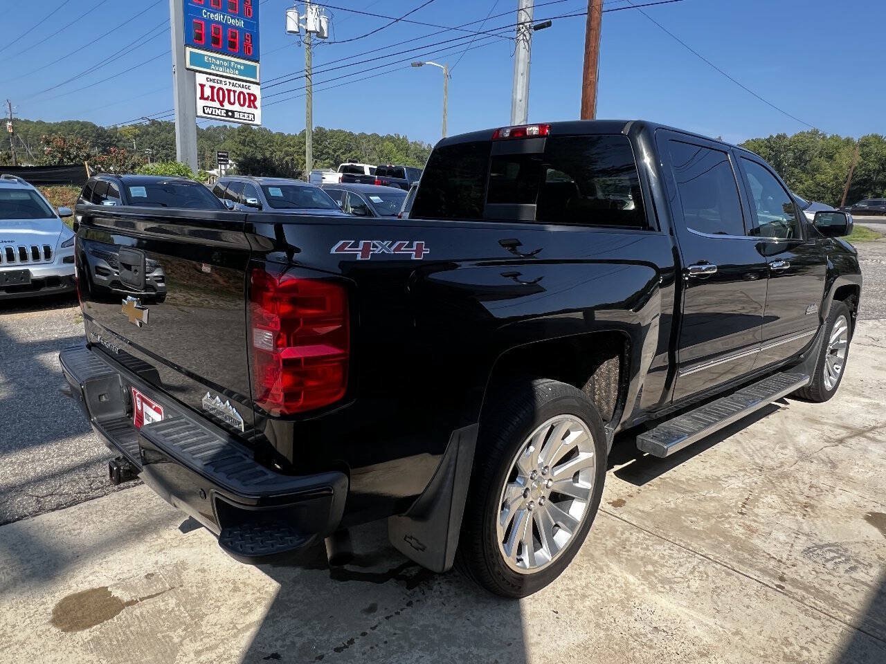 Used 2015 Chevrolet Silverado 1500 High Country w/ High Country Premium Package AWD/4WD image 6