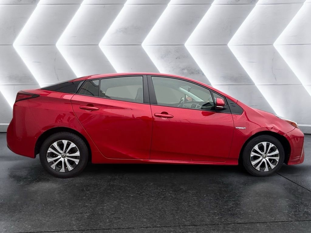 Used 2021 Toyota Prius XLE w/ Carpet Mat Package (TMS) AWD/4WD image 5