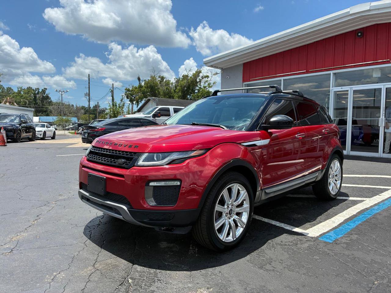 Used 2016 Land Rover Range Rover Evoque HSE AWD/4WD image 3