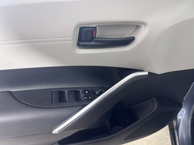 Used 2023 Toyota Corolla Cross L image 19