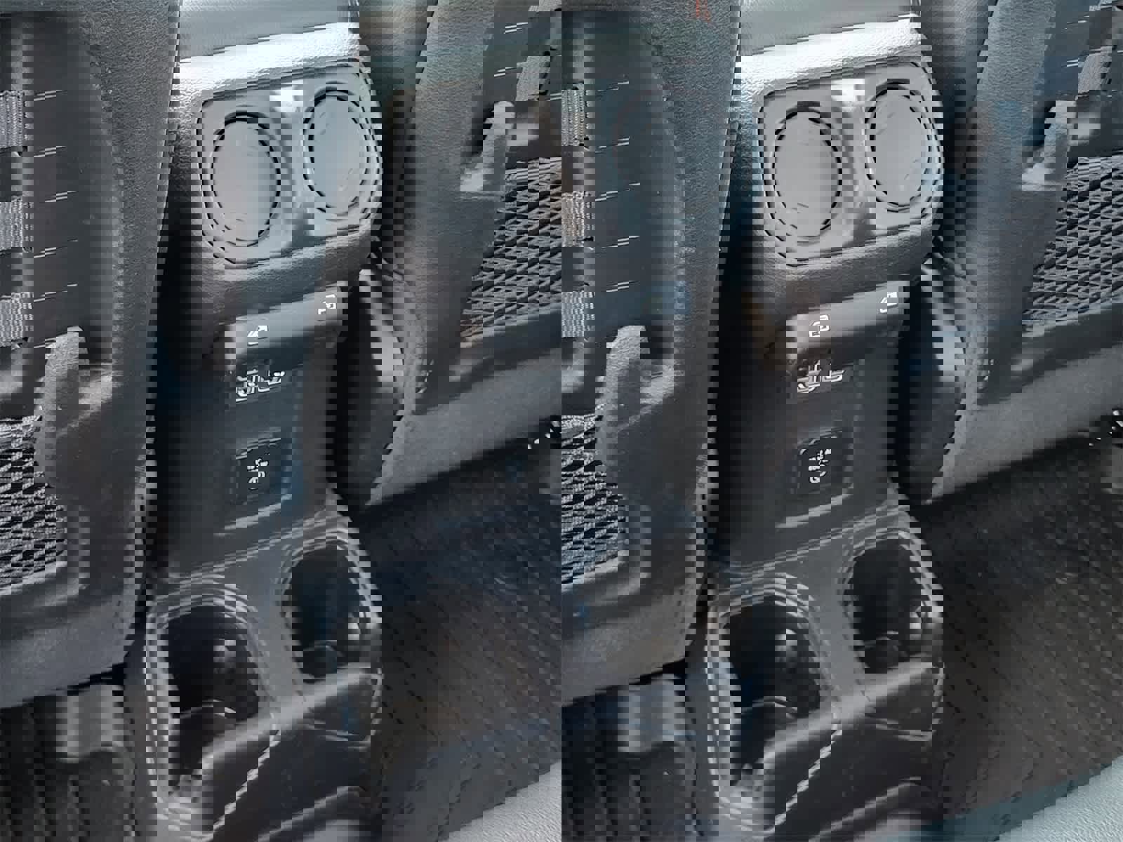 Used 2022 Jeep Gladiator Rubicon w/ Trailer Tow Package image 27