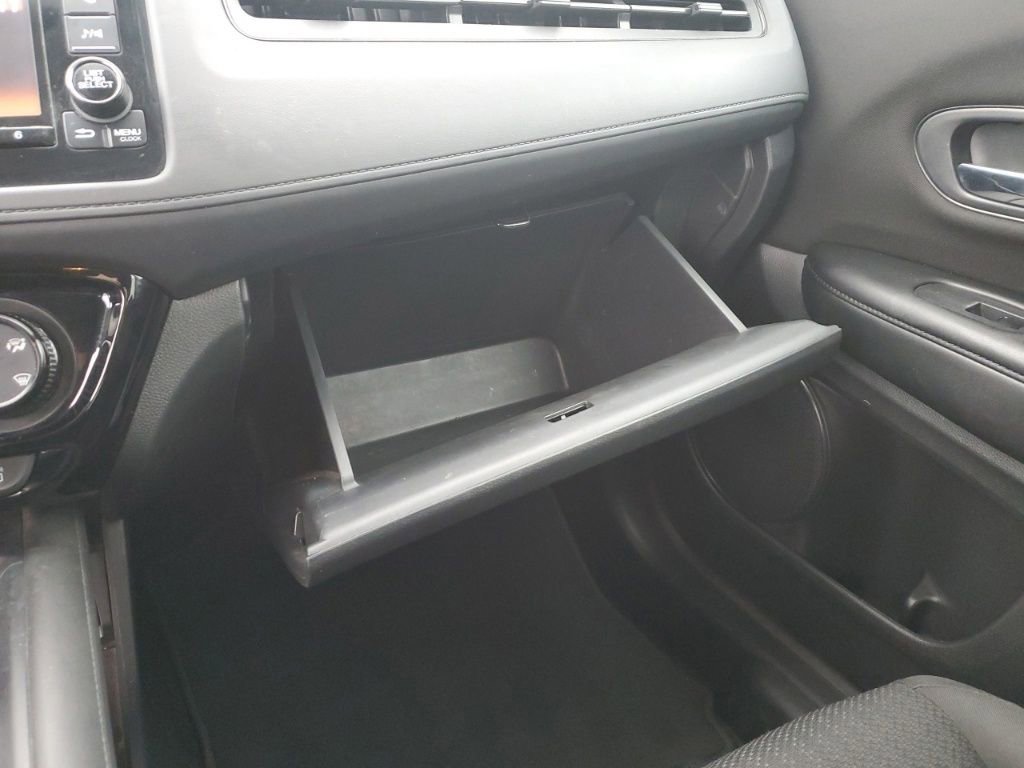 Used 2018 Honda HR-V LX image 22