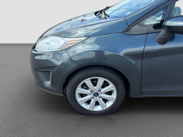 Used 2011 Ford Fiesta SE w/ 203A Rapid Spec Order Code image 10