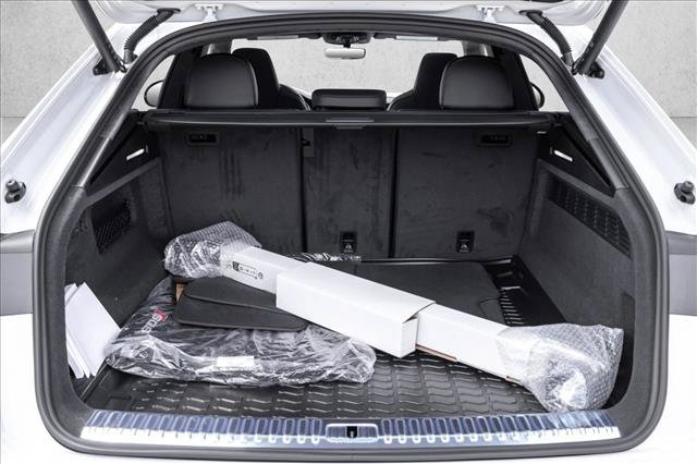New 2026 Audi SQ8 Prestige AWD/4WD image 23