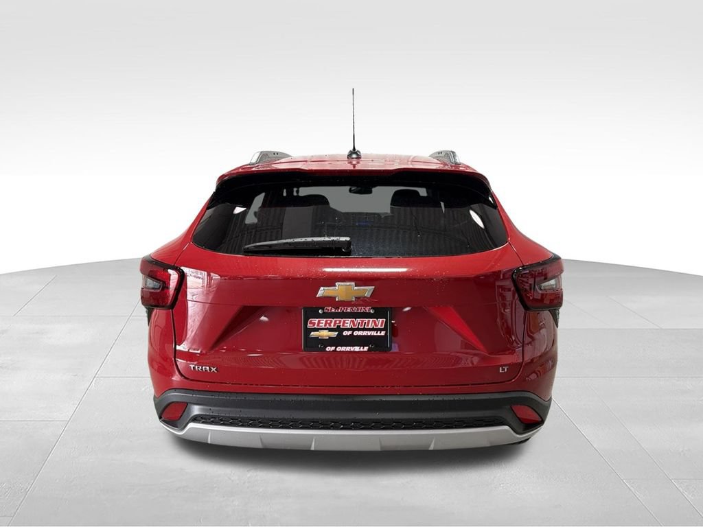 New 2026 Chevrolet Trax LT FWD image 8