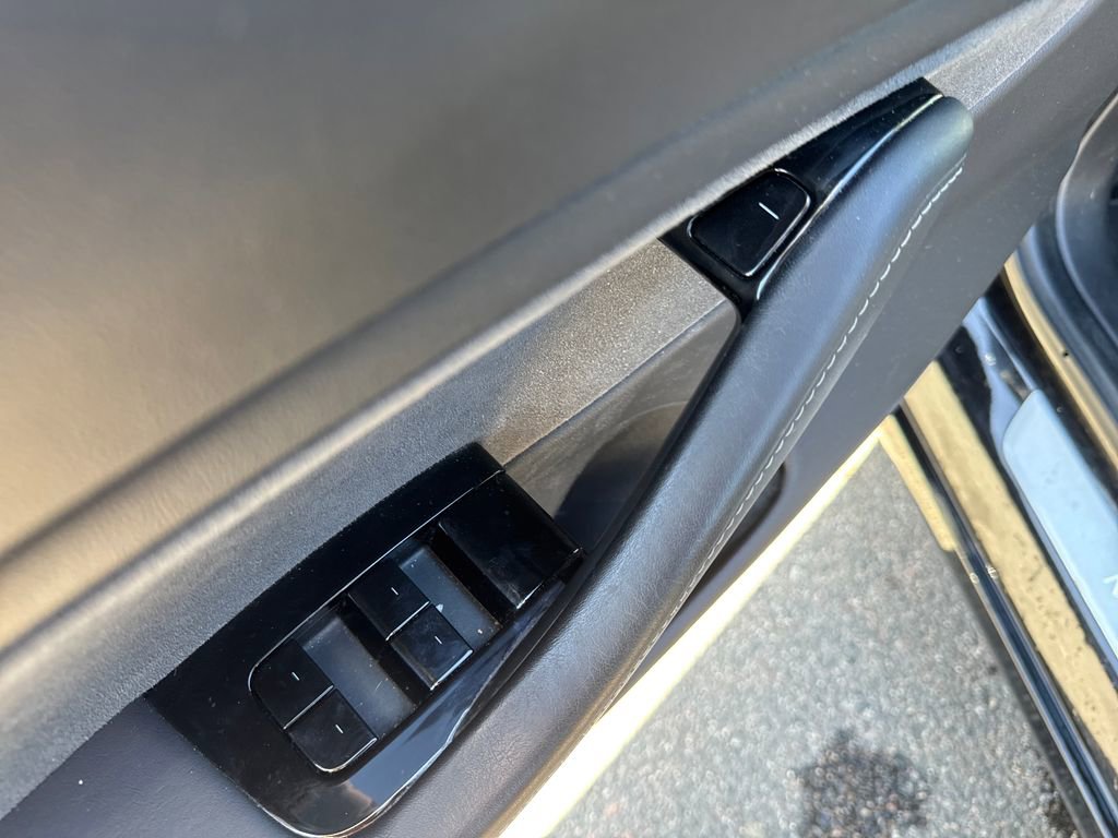 Used 2019 Tesla Model 3 AWD/4WD image 11