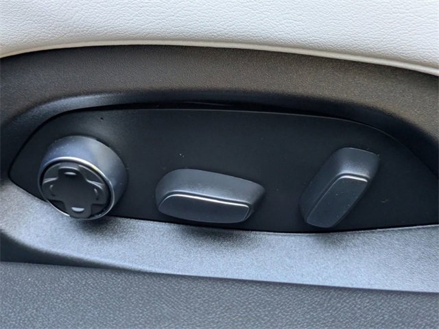 Used 2021 Chevrolet Corvette Stingray Preferred Conv w/ Z51 Performance Package image 17