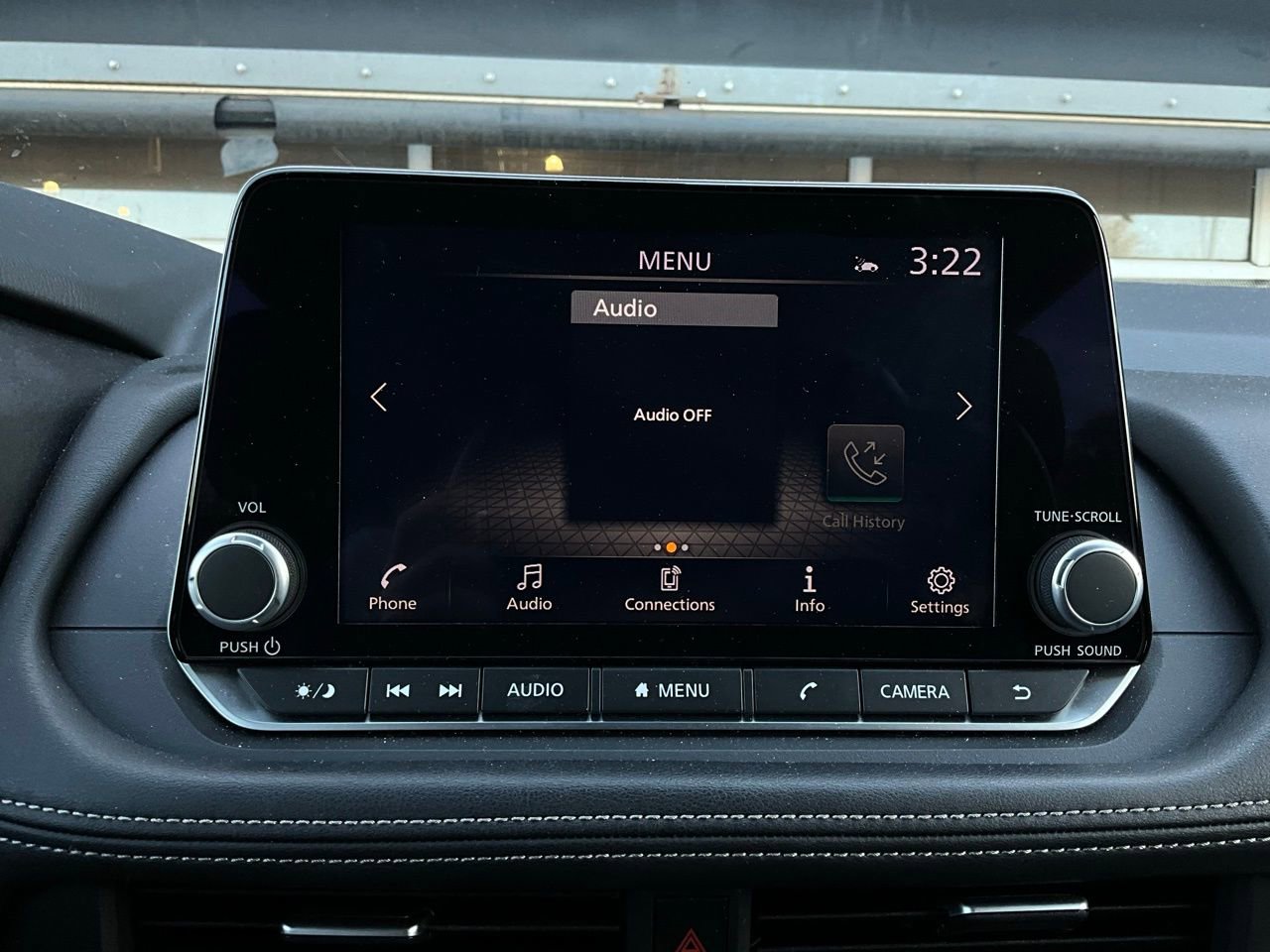 Used 2025 Nissan Rogue SV image 29