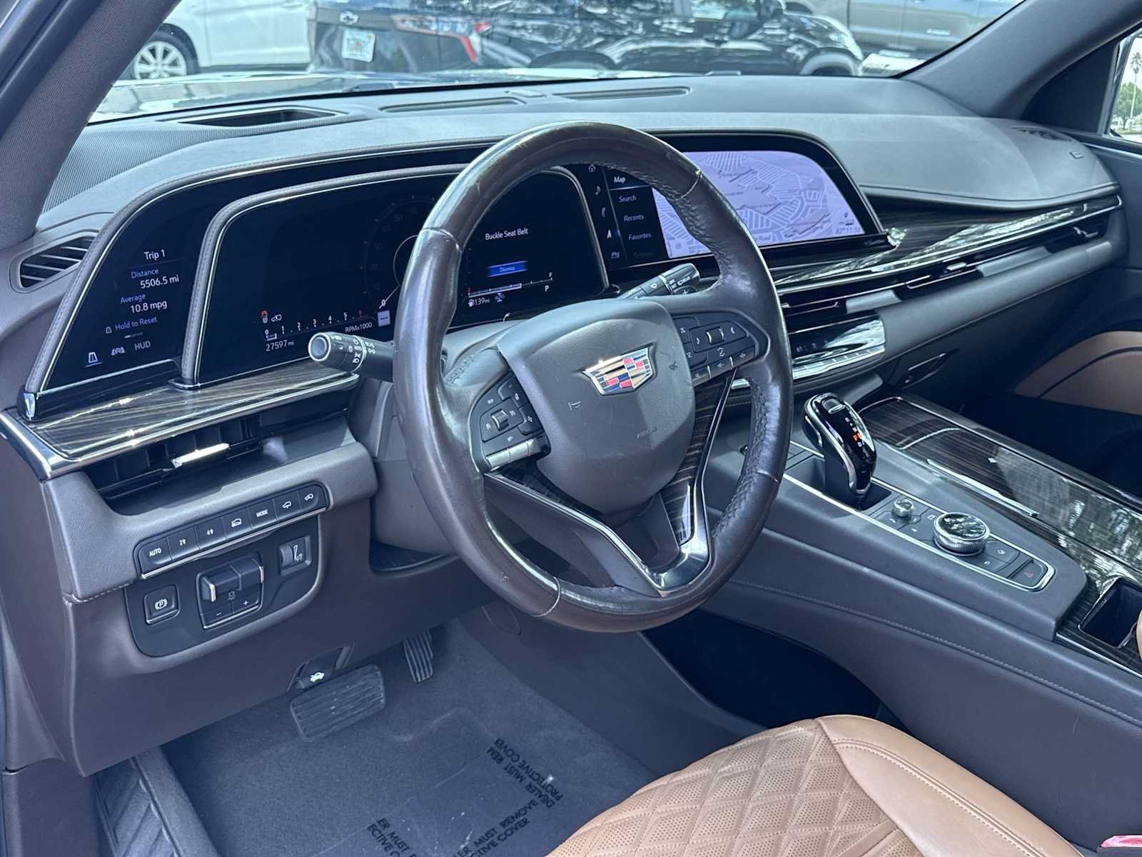 Used 2022 Cadillac Escalade Premium Luxury w/ Performance Package AWD/4WD image 13