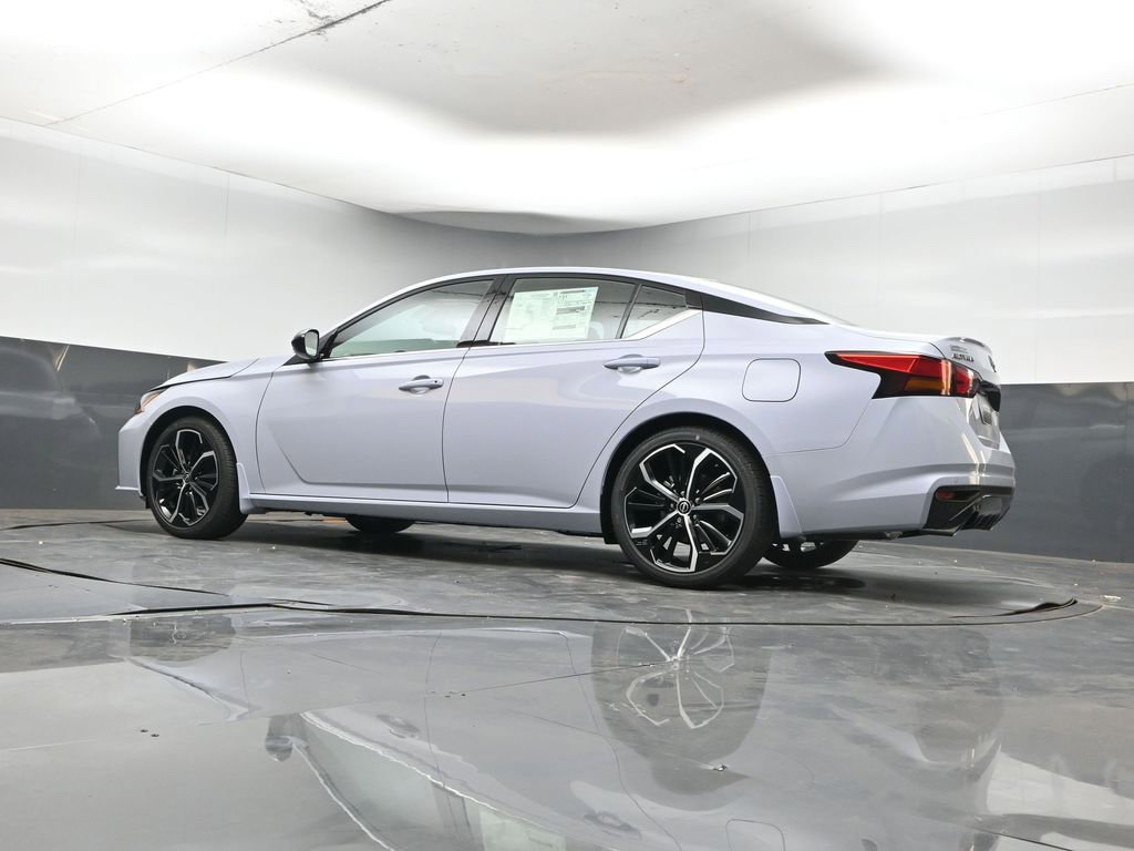 New 2025 Nissan Altima 2.5 SR image 26