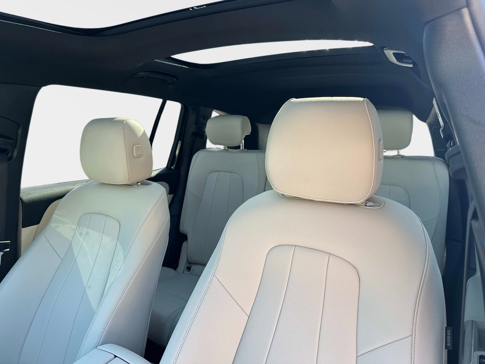 Used 2025 Mercedes-Benz GLB 250 image 19