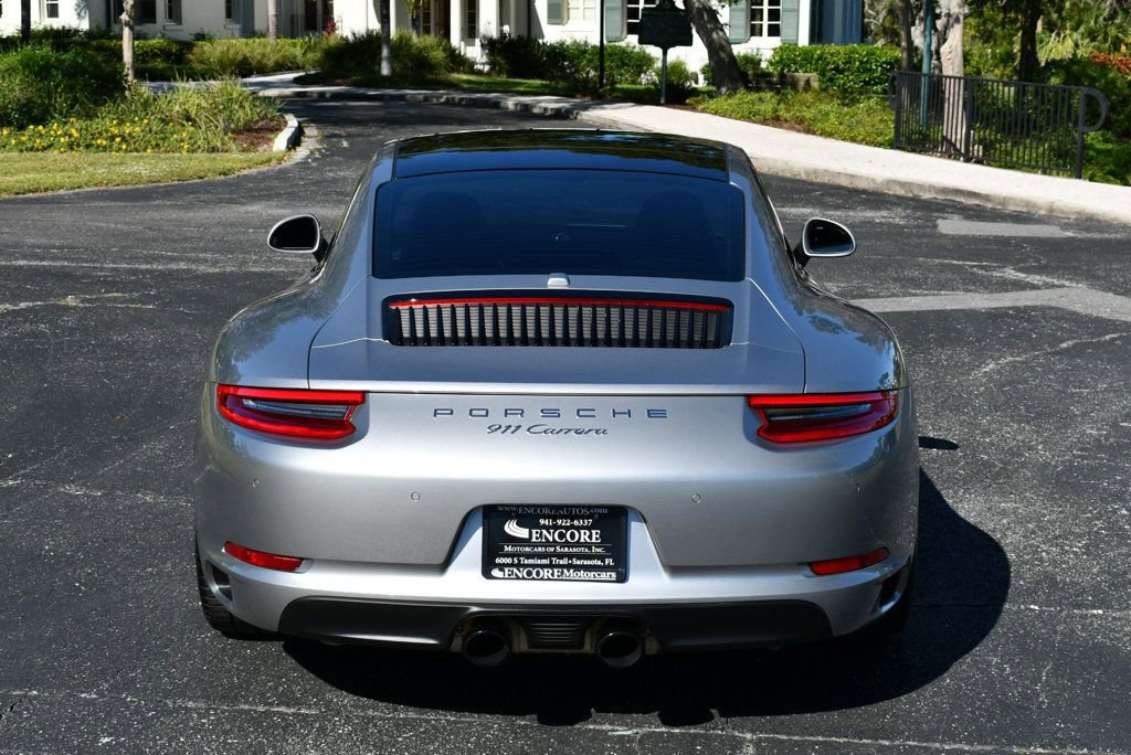 Used 2017 Porsche 911 Carrera image 5