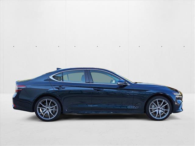 Used 2025 Genesis G70 2.5T image 4