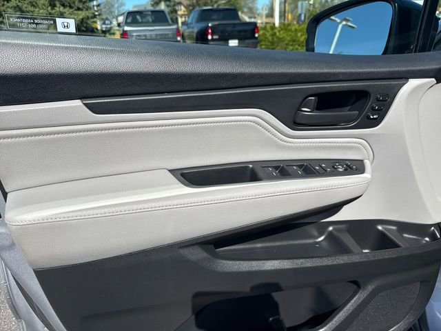 Used 2018 Honda Odyssey Touring image 9