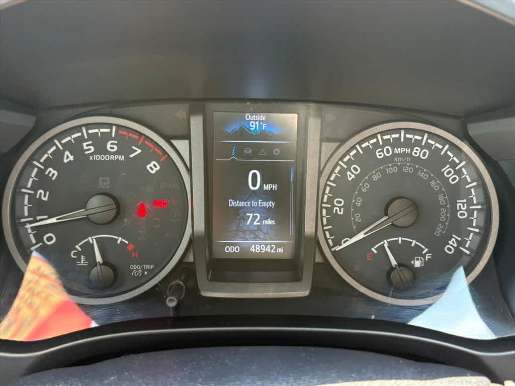 Used 2021 Toyota Tacoma TRD Off-Road w/ Technology Package AWD/4WD image 10