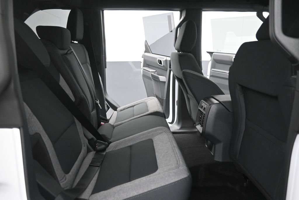 New 2026 Ford Bronco 4-Door w/ Sasquatch Package AWD/4WD image 14