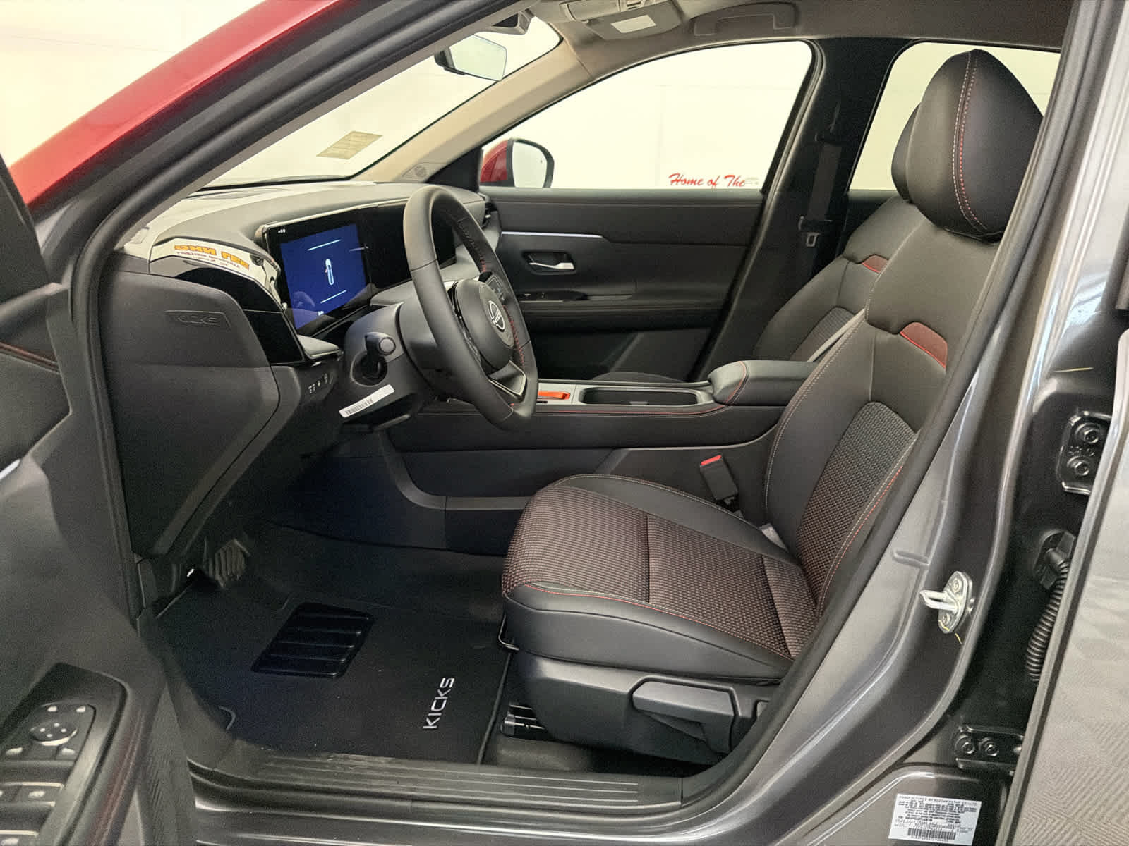 New 2026 Nissan Kicks SR w/ Interior Electronics Package FWD image 14