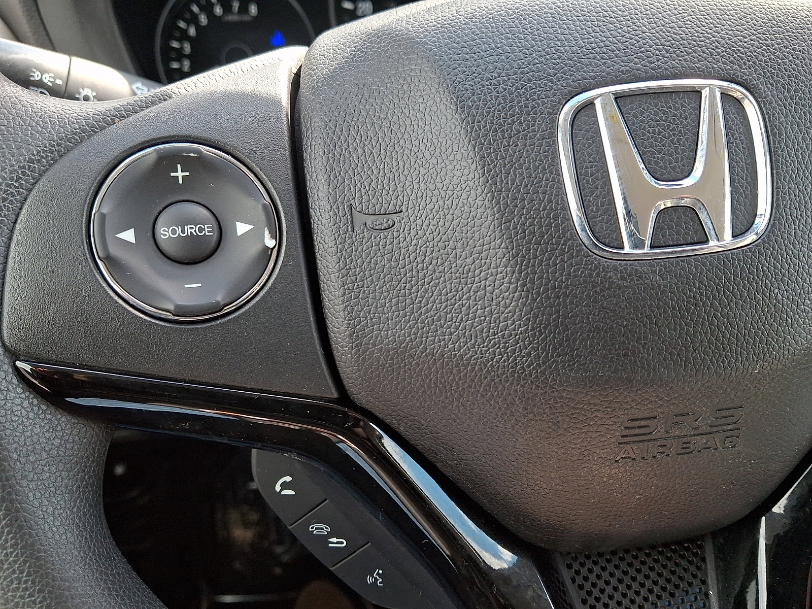 Used 2017 Honda HR-V LX image 20