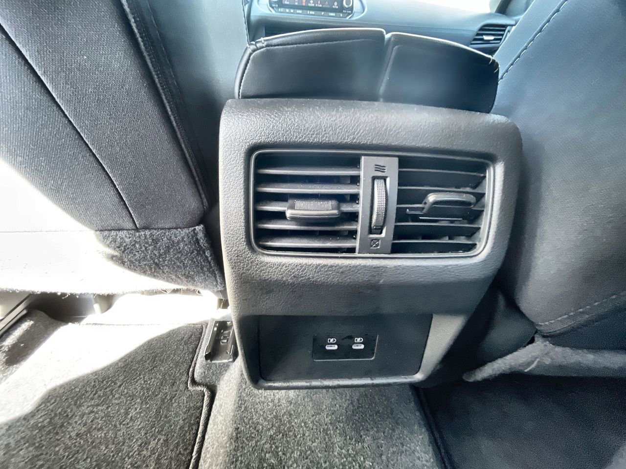 Used 2024 Nissan Rogue SV FWD image 20