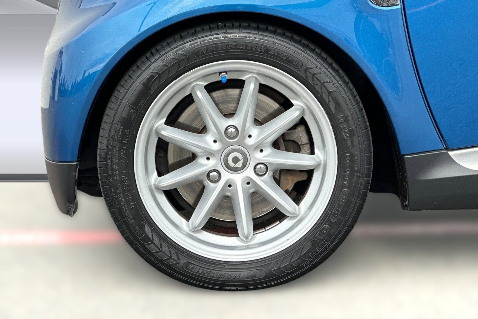 Used 2009 smart fortwo passion image 11