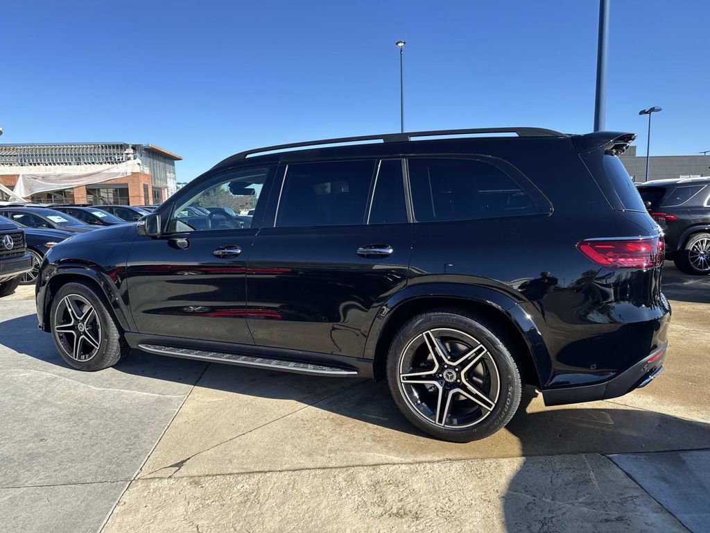 New 2026 Mercedes-Benz GLS 450 4MATIC image 4