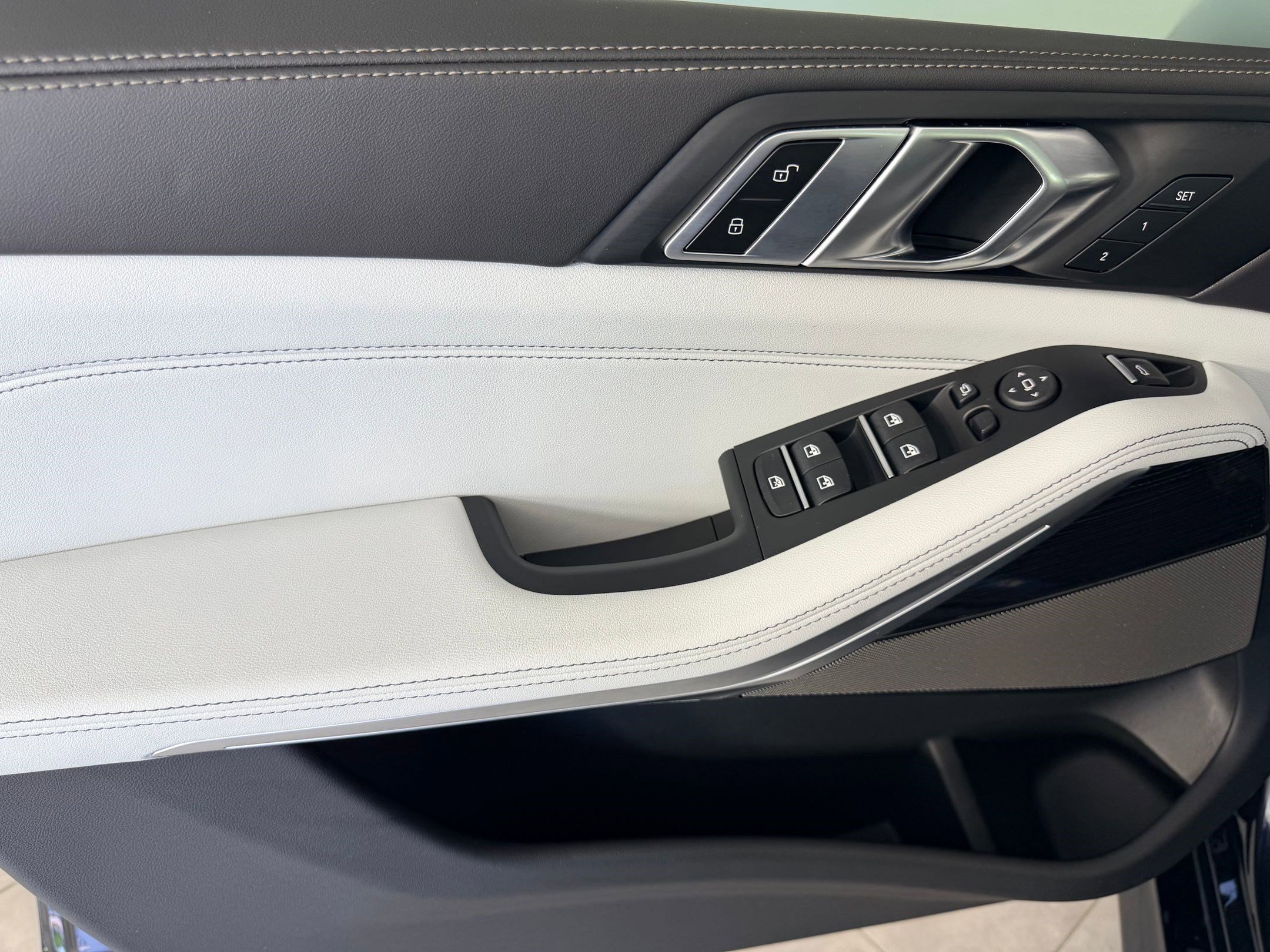 New 2026 BMW X5 xDrive40i AWD/4WD image 12