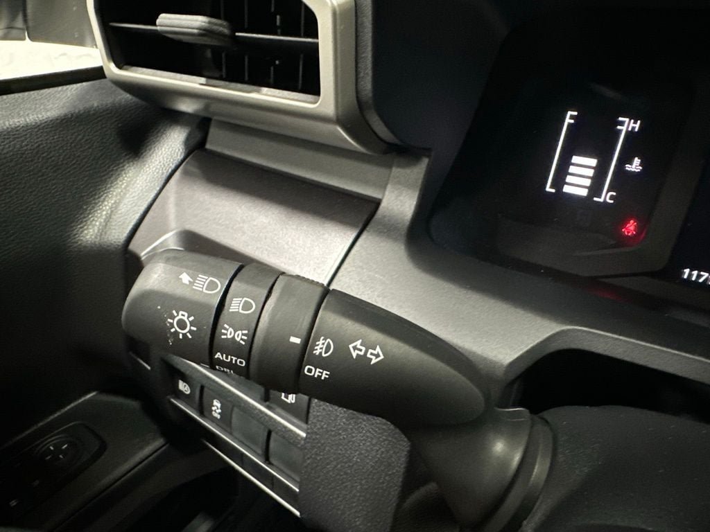 Used 2025 Toyota 4Runner SR5 AWD/4WD image 21