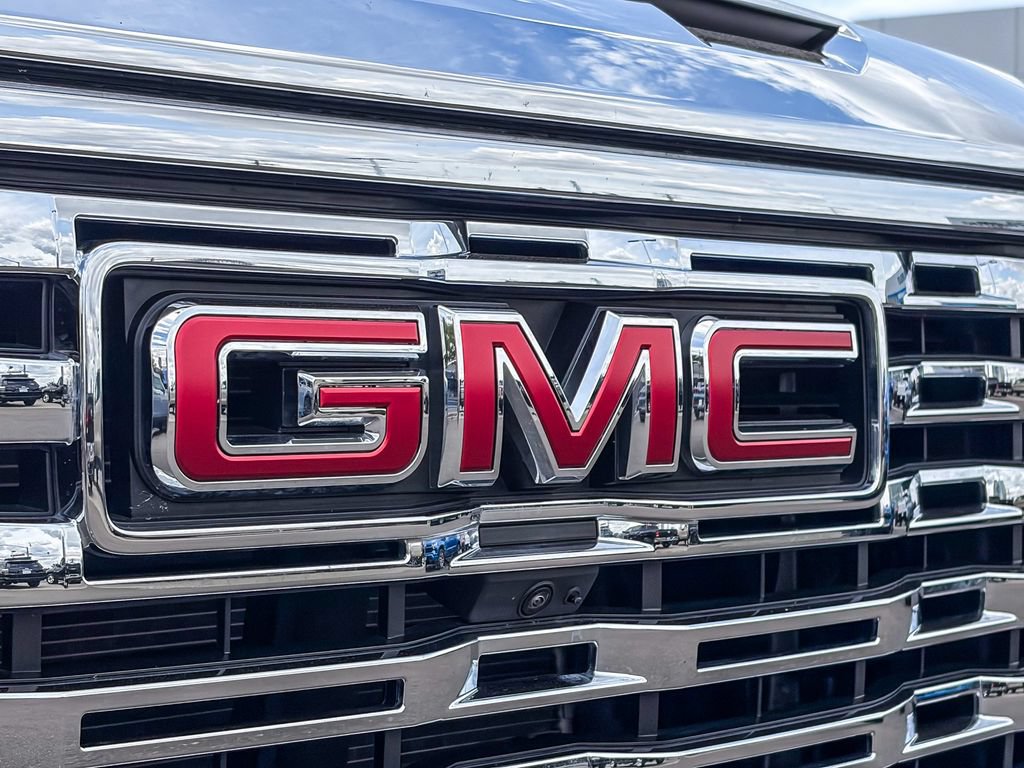 Certified 2025 GMC Sierra 1500 Denali w/ Technology Package AWD/4WD image 14