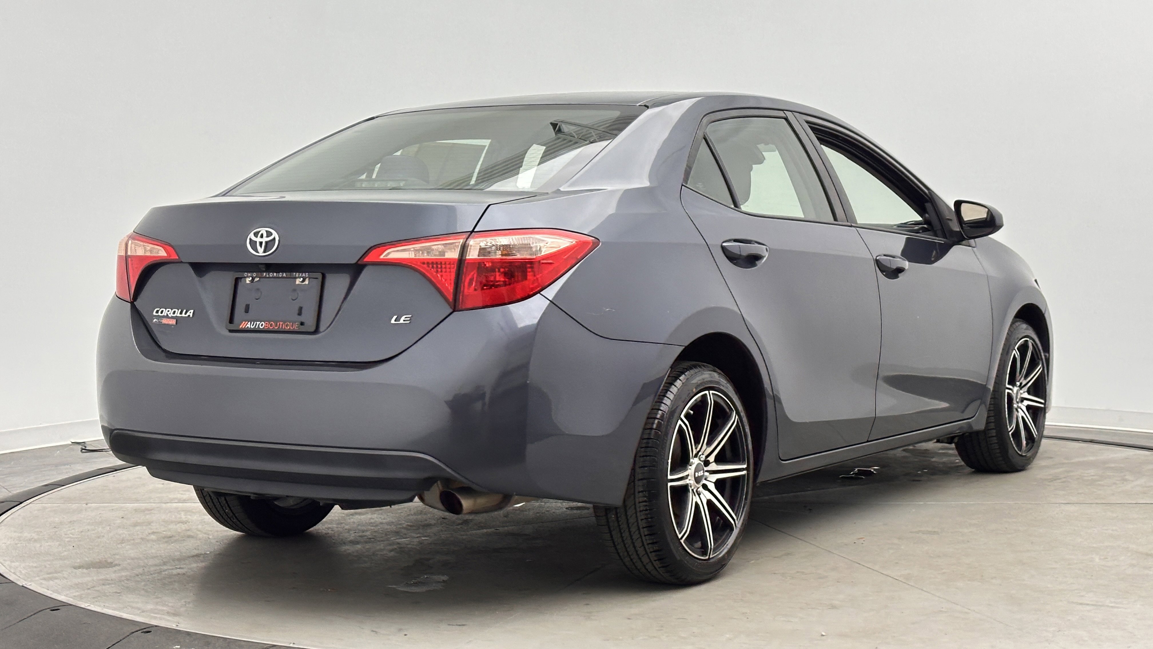 Used 2019 Toyota Corolla LE image 7