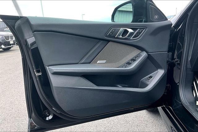 Used 2025 BMW M235i xDrive w/ Technology Package AWD/4WD image 18
