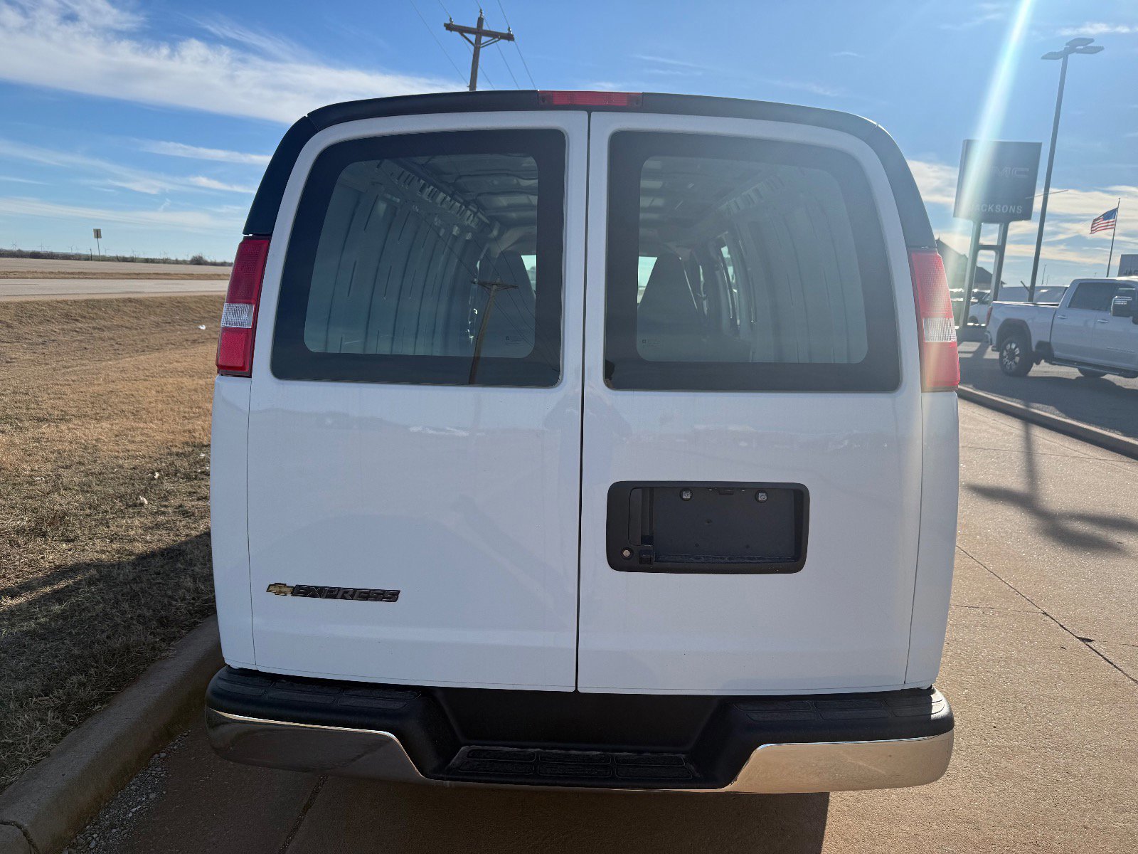 New 2025 Chevrolet Express 3500 Extended w/ Driver Convenience Package RWD image 4