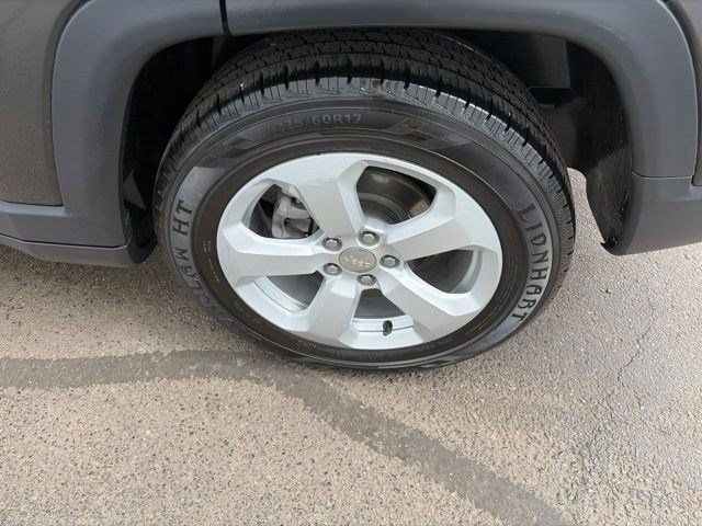 Used 2021 Jeep Compass Latitude w/ Convenience Group FWD image 41
