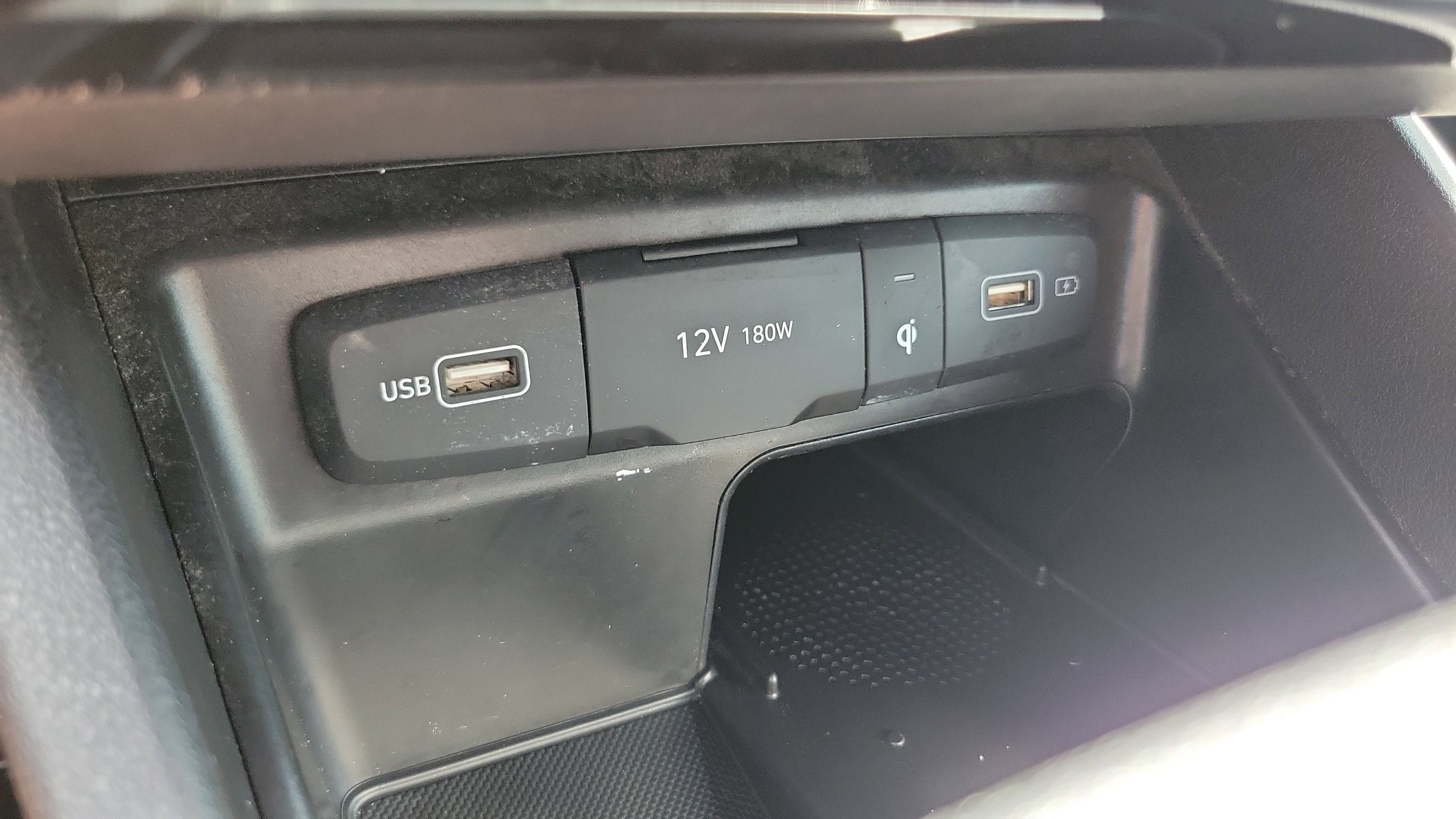 Certified 2024 Hyundai Santa Cruz Night image 9