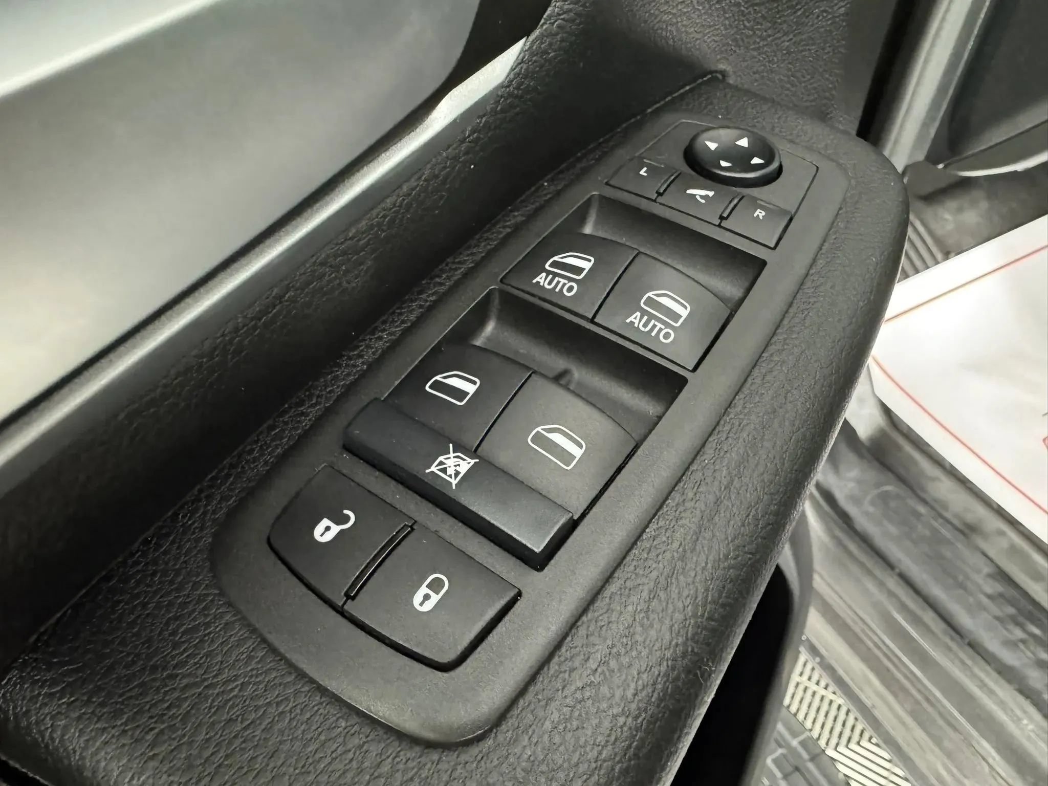 Used 2021 RAM 1500 Big Horn AWD/4WD image 38