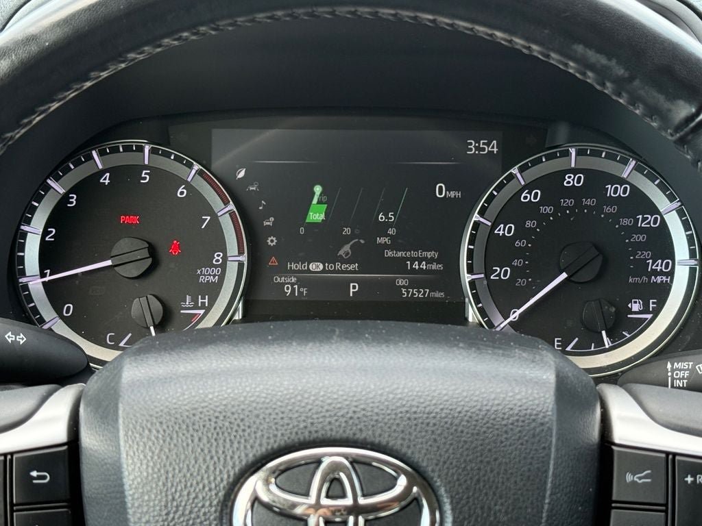 Used 2023 Toyota Highlander XLE FWD image 22