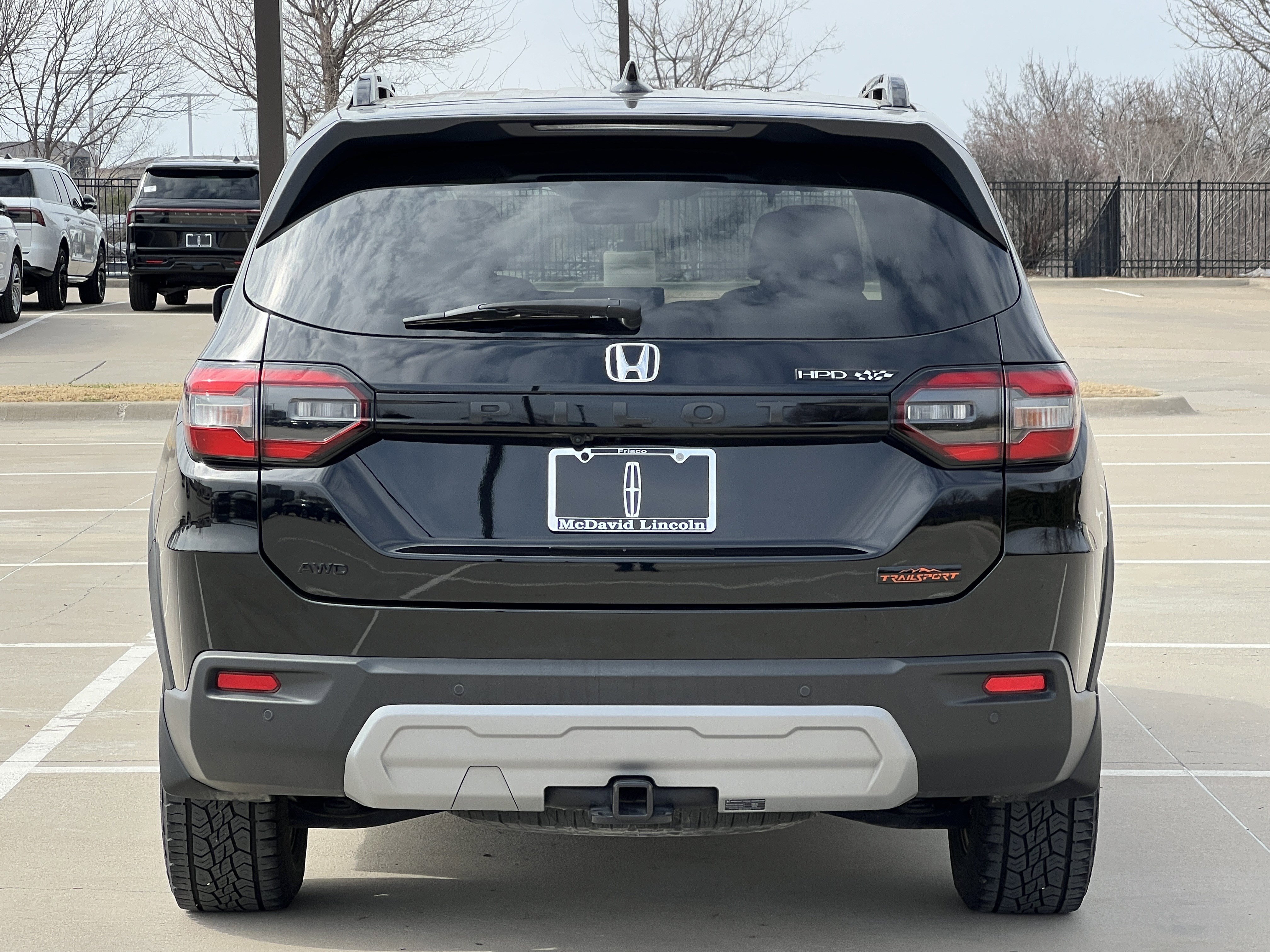 Used 2024 Honda Pilot TrailSport image 8