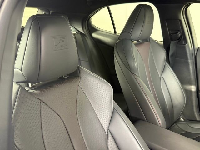 Used 2024 Lexus UX 250h F Sport image 32