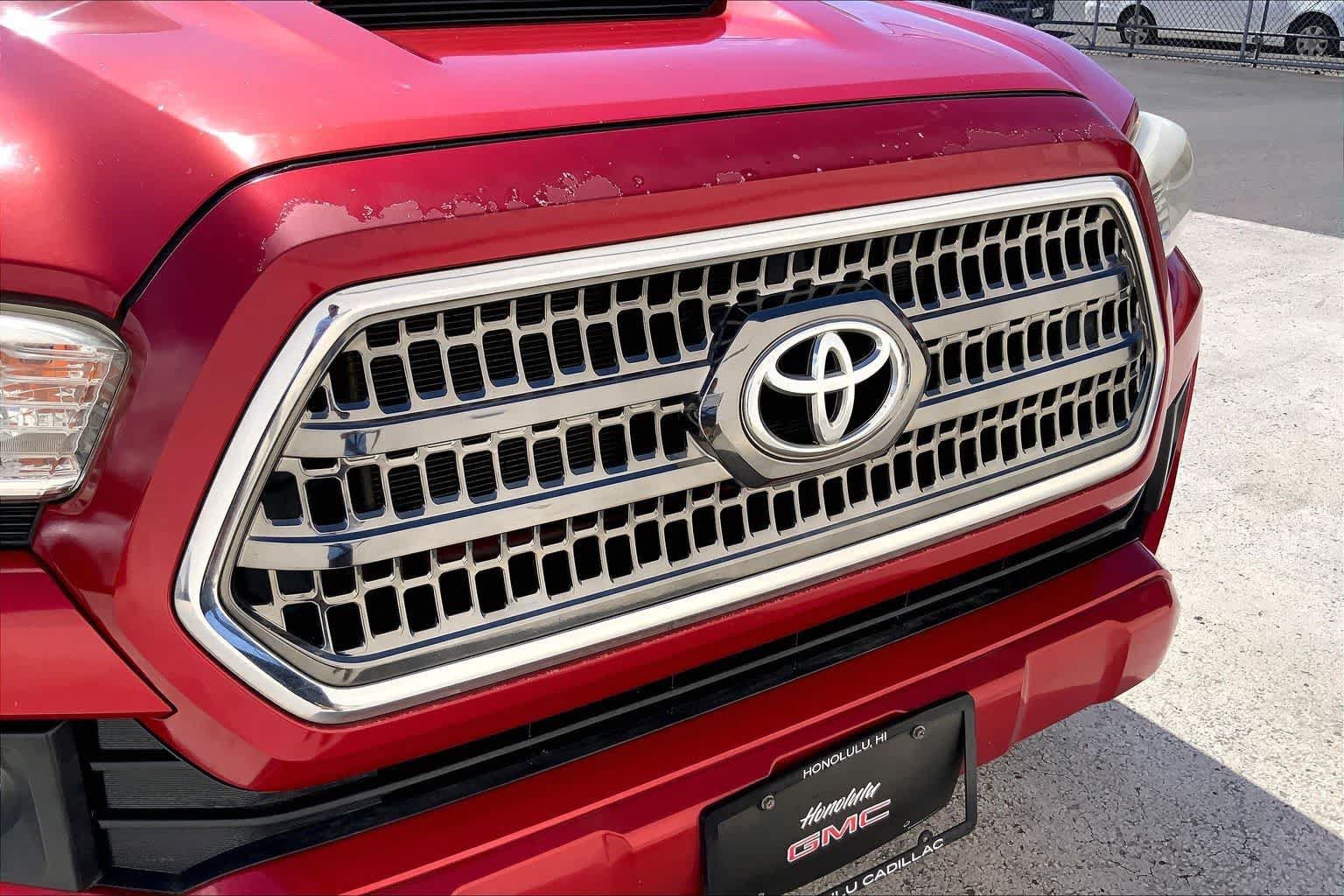 Used 2017 Toyota Tacoma TRD Sport RWD image 33