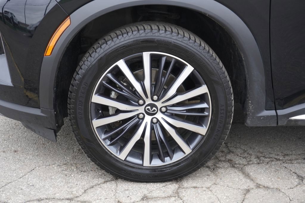 Used 2024 INFINITI QX60 Sensory image 10