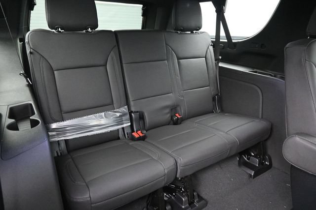 New 2026 Chevrolet Suburban LT w/ Comfort Package AWD/4WD image 29